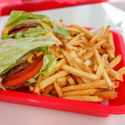 cover-Low-Carb-and-Keto-Diet-Fast-Food-Menu-Choices-How-to-Eat-Successfully-at-Restaurants